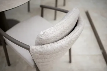 Barolo dining stoel incl. 2 kussens detail, 4 Seasons Outdoor, tuincentrumoutlet.com