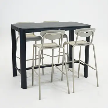 Bartafel EOS L140B74H105cm grijs met 4 Smiley barstoelen crème