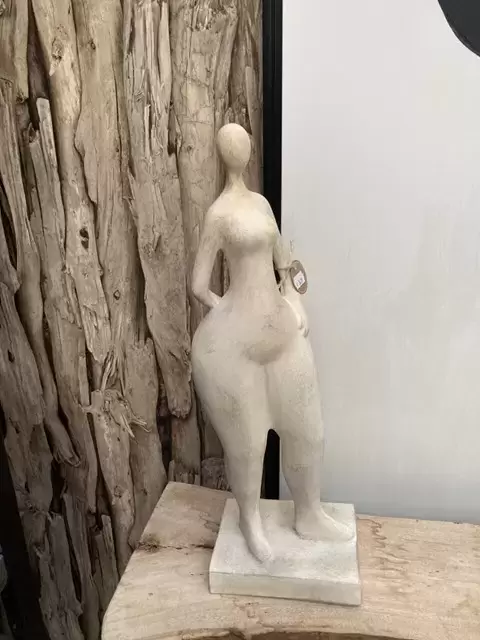 Beeld Vrouw lalaya - afbeelding 2