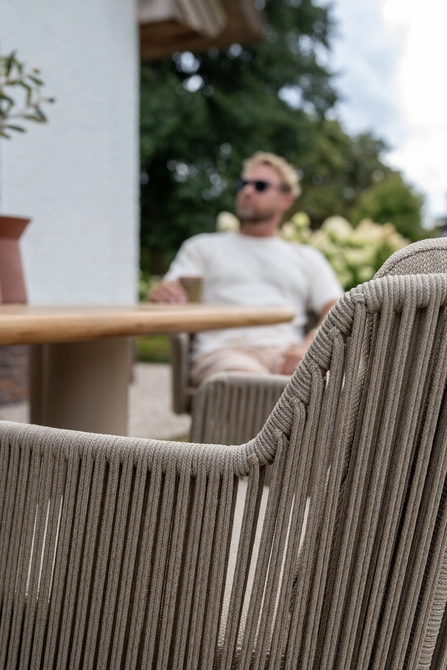 Bernini dining stoel latte incl. 2 kussens details, 4 Seasons Outdoor, tuincentrumoutlet.com