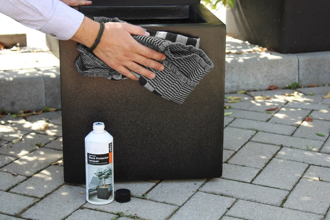 Black Protector Lacquer 500ml - Sfeerbeeld, Capi Europe, Tuincentrum Outlet