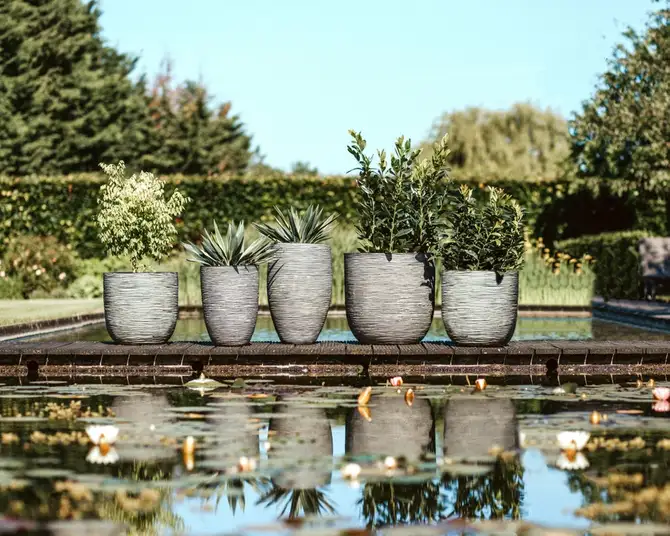 Planter ball Rib NL 43x41 anthracite sfeer, Capi Europe, tuincentrumoutlet