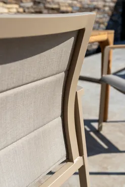 Cortina stacking chair latte detail rug, 4 Seasons Outdoor, tuincentrumoutlet.com