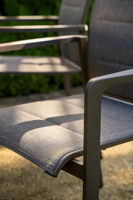 Cortina stacking chair terre detail, 4 Seasons Outdoor, tuincentrumoutlet.com