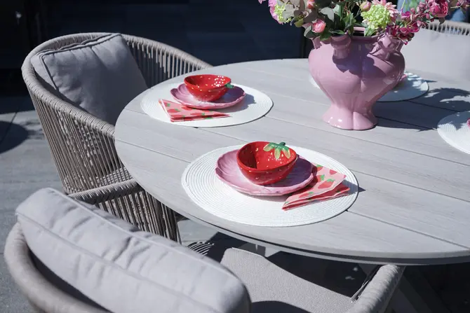 Edison tafel Ø122 cm taupe teak detail, Garden Impressions, tuincentrumoutlet.com