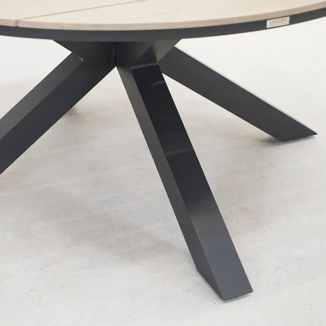 Edison tafel Ø122 cm zwartteak poot, Garden Impressions, tuincentrumoutlet.com