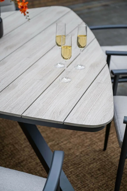 Edison triangle tafel 170cm black light teak sfeer, Garden Impressions, tuincentrumoutlet.com