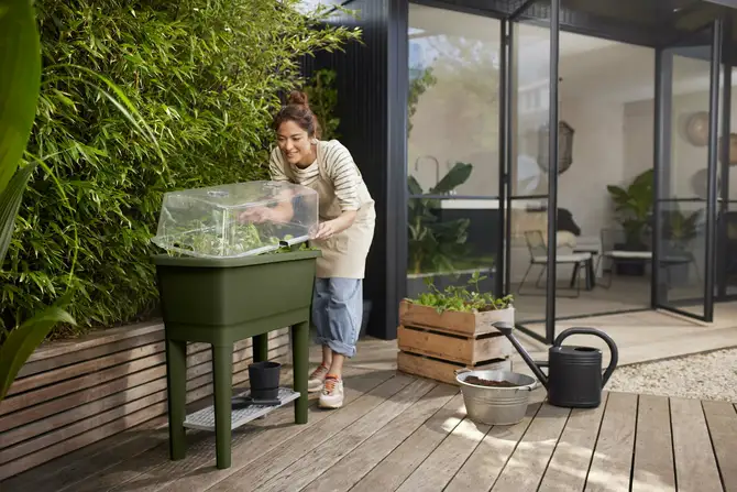 ELHO Noa kweektafel mosgroen met deksel, Elho, tuincentrumoutlet
