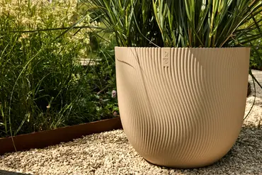 ELHO Pot sereh d40cm paddenstoel beige sfeerbeeld, Elho, tuincentrumoutlet.com