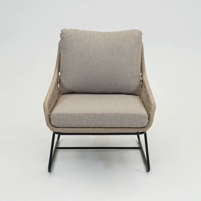 Emilia lounge stoel bruin voorkant, Vita tuinmeubelen, Tuincentrumoutlet.com