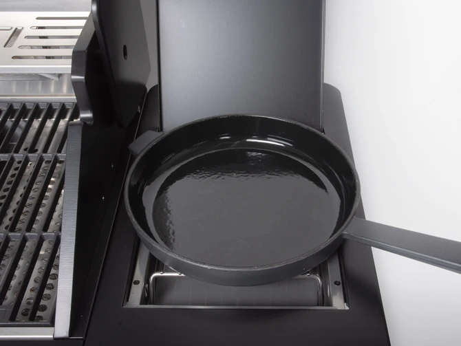 Gasbarbecue leonardo 3-branders detail zijbrander open, Boretti, tuincentrumoutlet