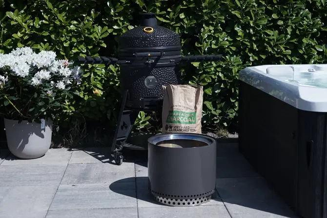 GRLLR Ember Pro | Charcoal Black sfeer, GRLLR, Tuincentrum Outlet