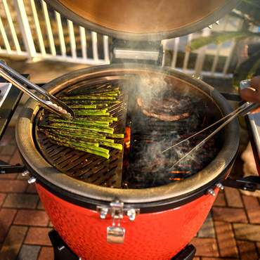 Kamado Joe - Classic III - sfeer grill - tuincentrumoutlet.com