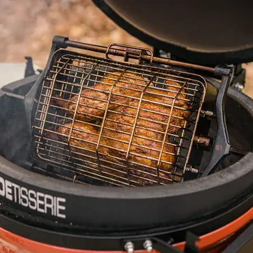 Kamado Joe JoeTisserie Basket Kit sfeerfoto, Kamado Joe, tuincentrumoutlet