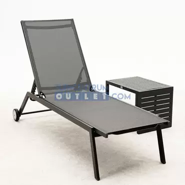 Ligbed Florence alu textileen grijs L190cm, tuincentrumoutlet.com, met voorbeeld tafel