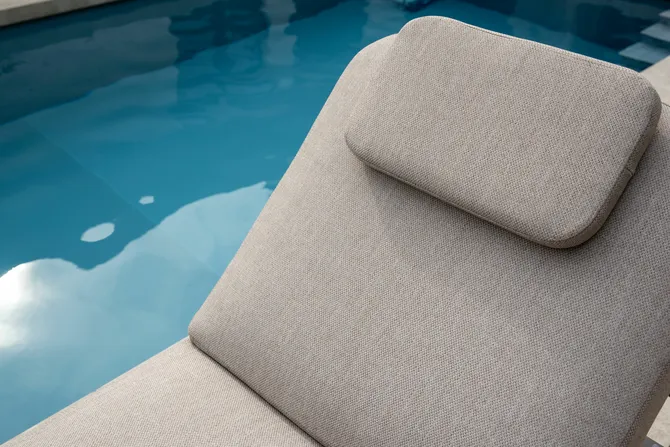 Milano ligbed terre incl. kussen en hoofdsteun detailfoto, 4 Seasons Outdoor, tuincentrumoutlet.com