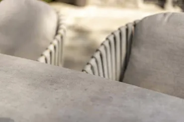 Manolo tafel 240x103cm met 6 Eva stoelen sfeer 2, 4 Seasons Outdoor, Tuincentrum Outlet