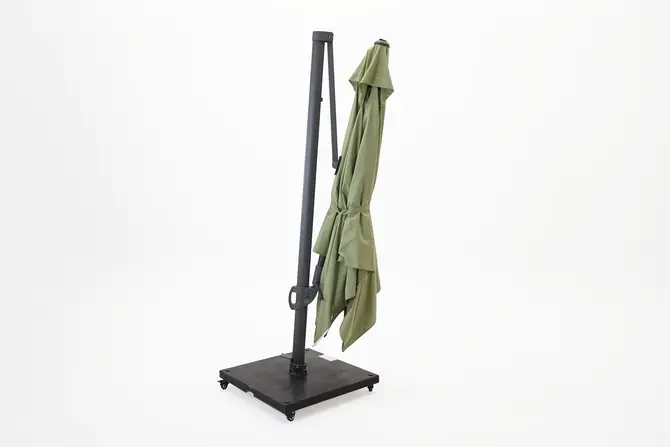 Monaco 3x3 flex III sage groen met verrijdbare 90kg voet ingeklapt, Madison, tuincentrumoutlet