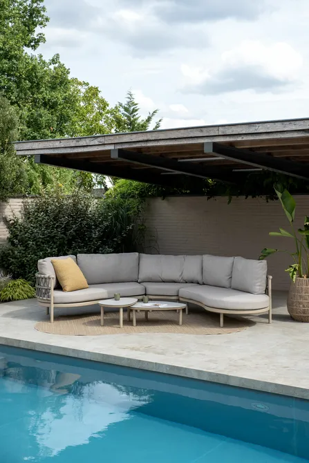 Piacenza loungeset 3-delig latte sfeerbeeld, 4 Seasons Outdoor, tuincentrumoutlet.com