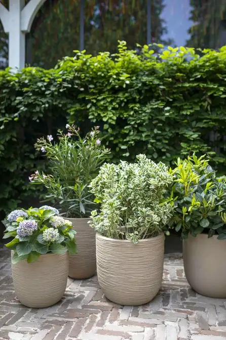 Planter ball Waste Smooth NL 43x41 terrazzo beige sfeer, Capi Europe, tuincentrumoutlet