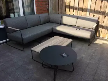 Dali koffietafel rond klantfoto - Antraciet www.tuinmeubels.nl