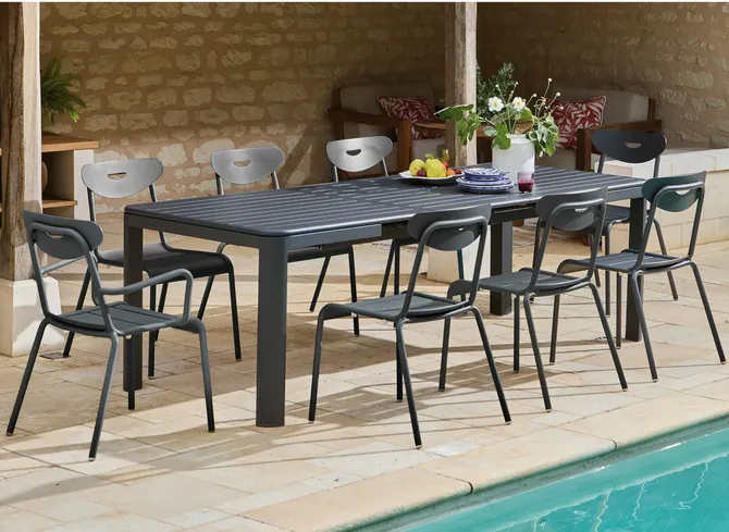 Smiley stapelstoel antraciet sfeer, Fermob, tuincentrumoutlet.com