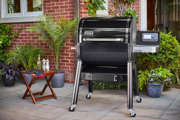 Weber Smokefire pelletgrill - sfeer - tuincentrumoutlet.com