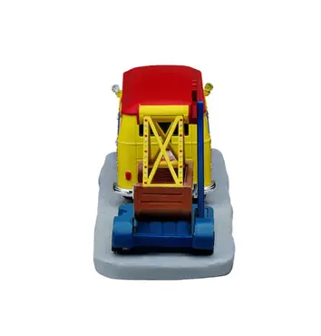 Towing van with carnival ride - afbeelding 4