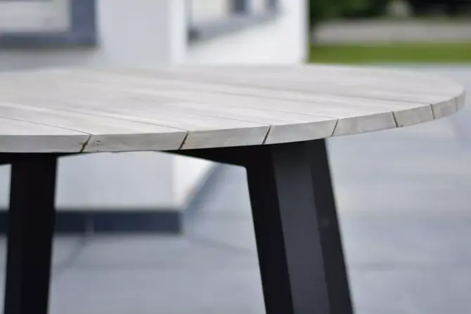 Tuintafel Derby teak 130 rond www.tuinmeubels.nl, foto 2