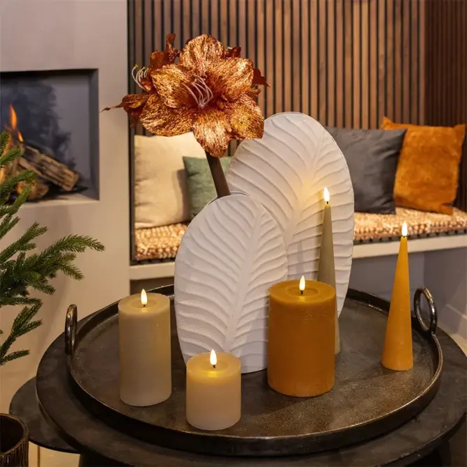 Vaas leaf metaal ov 26x11x41cm crm - afbeelding 3