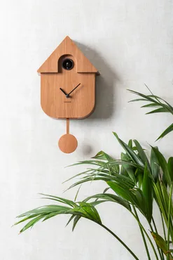 Wall clock Modern Cuckoo dark wood print sfeerfoto, present time, tuincentrumoutlet.com