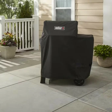 Weber Beschermhoes voor Searwood 600 Pelletbarbecue - Sfeerbeeld, Weber, Tuincentrum Outlet