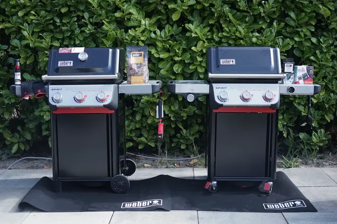 Weber Spirit E-325 sfeer, Weber, tuincentrumoutlet.com